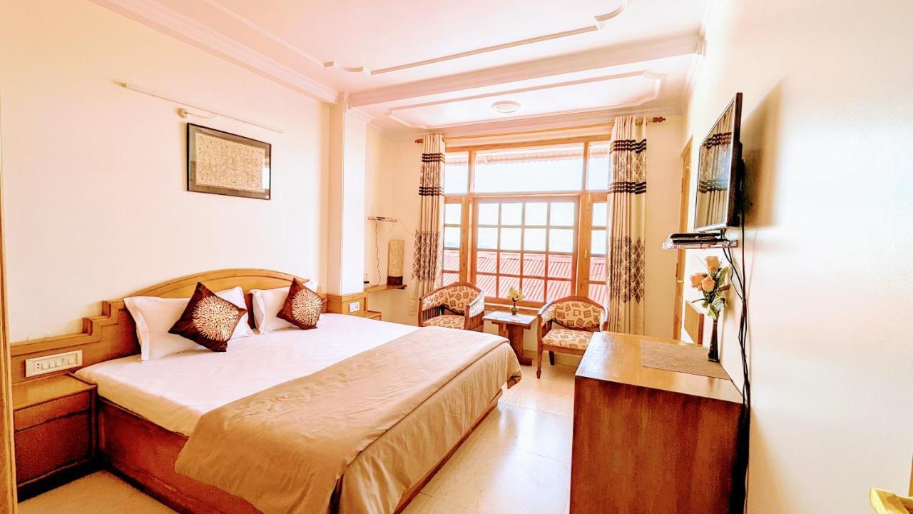 The Thistle Lodge Shimla Exterior photo