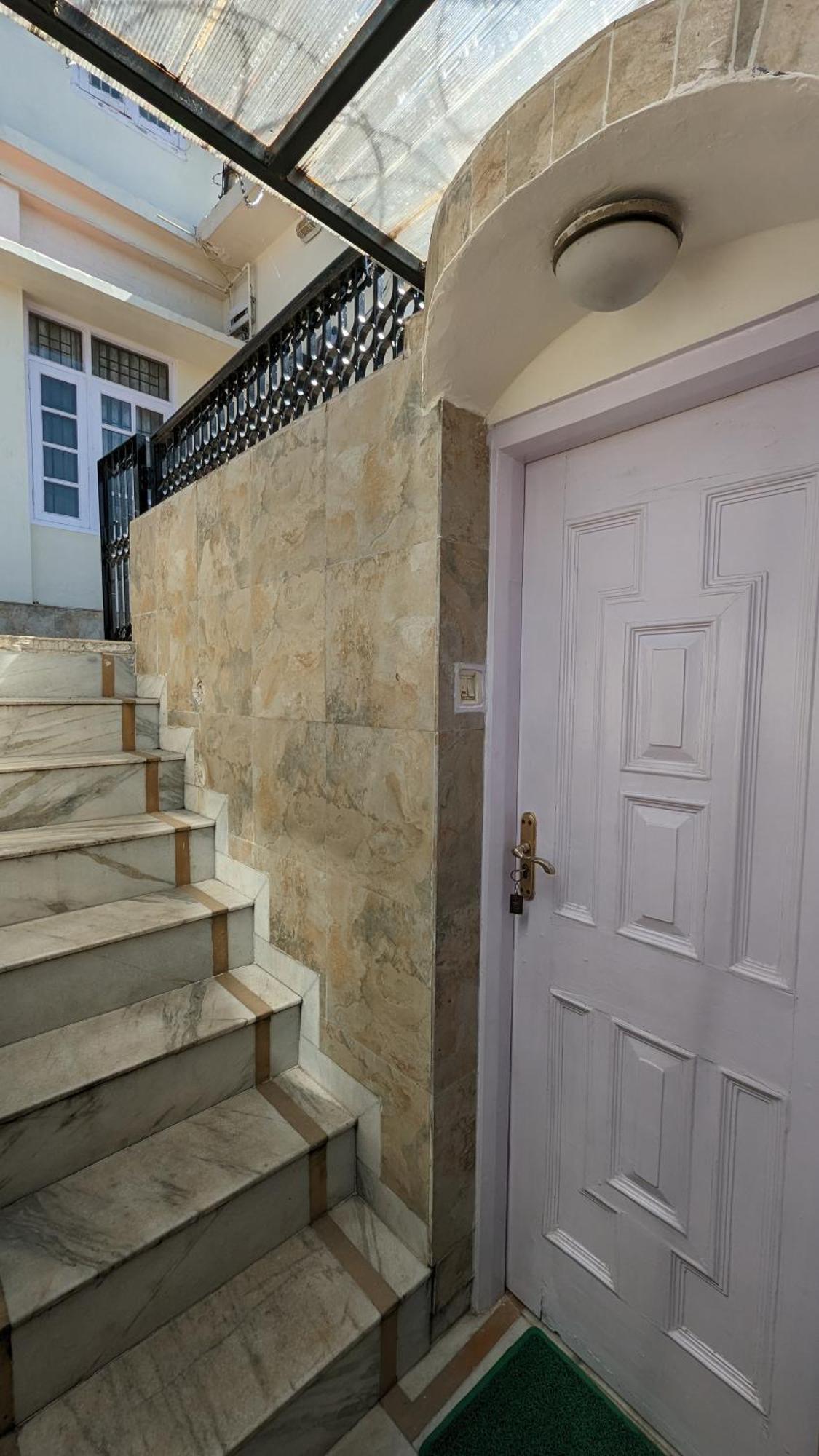 The Thistle Lodge Shimla Exterior photo