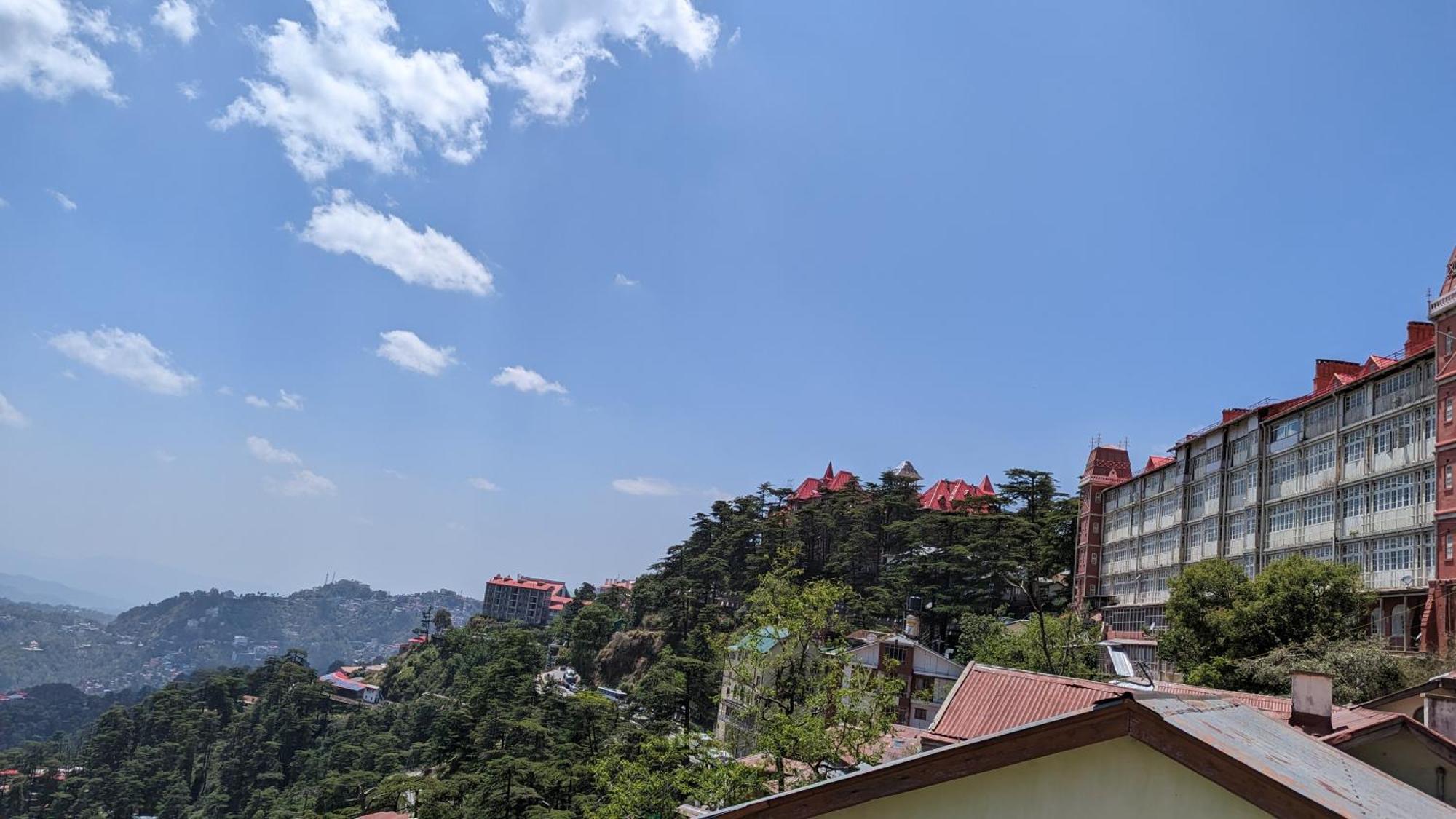 The Thistle Lodge Shimla Exterior photo