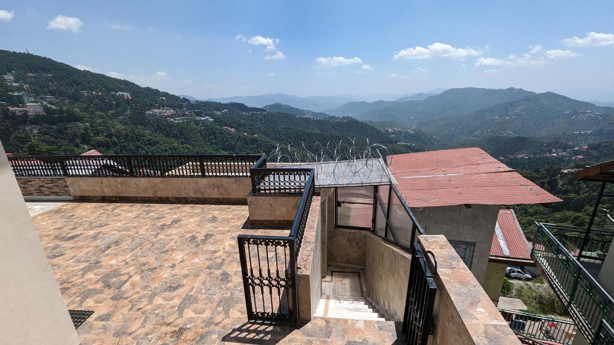 The Thistle Lodge Shimla Exterior photo