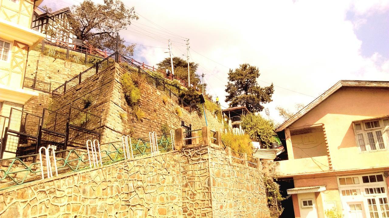 The Thistle Lodge Shimla Exterior photo